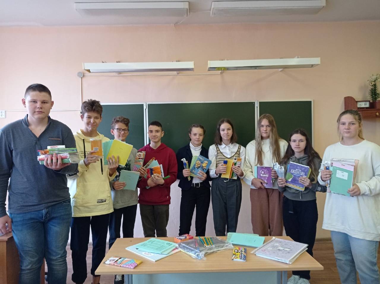 Постер к социальной практике: Помоги пойти учиться
