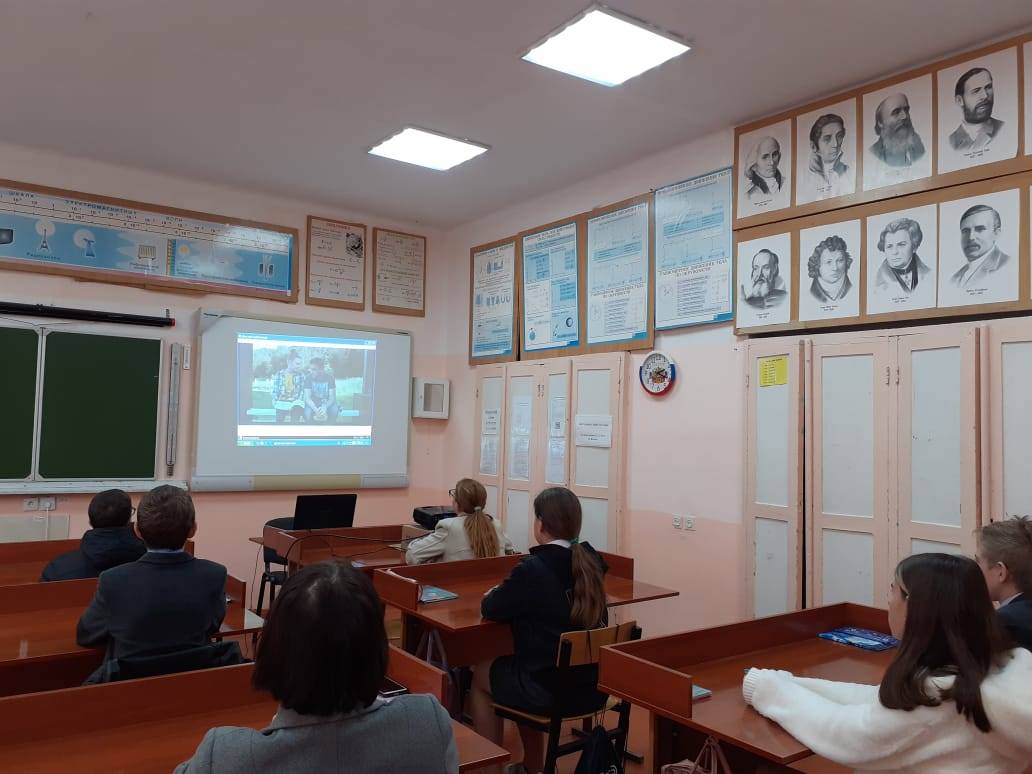 Постер к социальной практике: Экспозиция в школьном музее