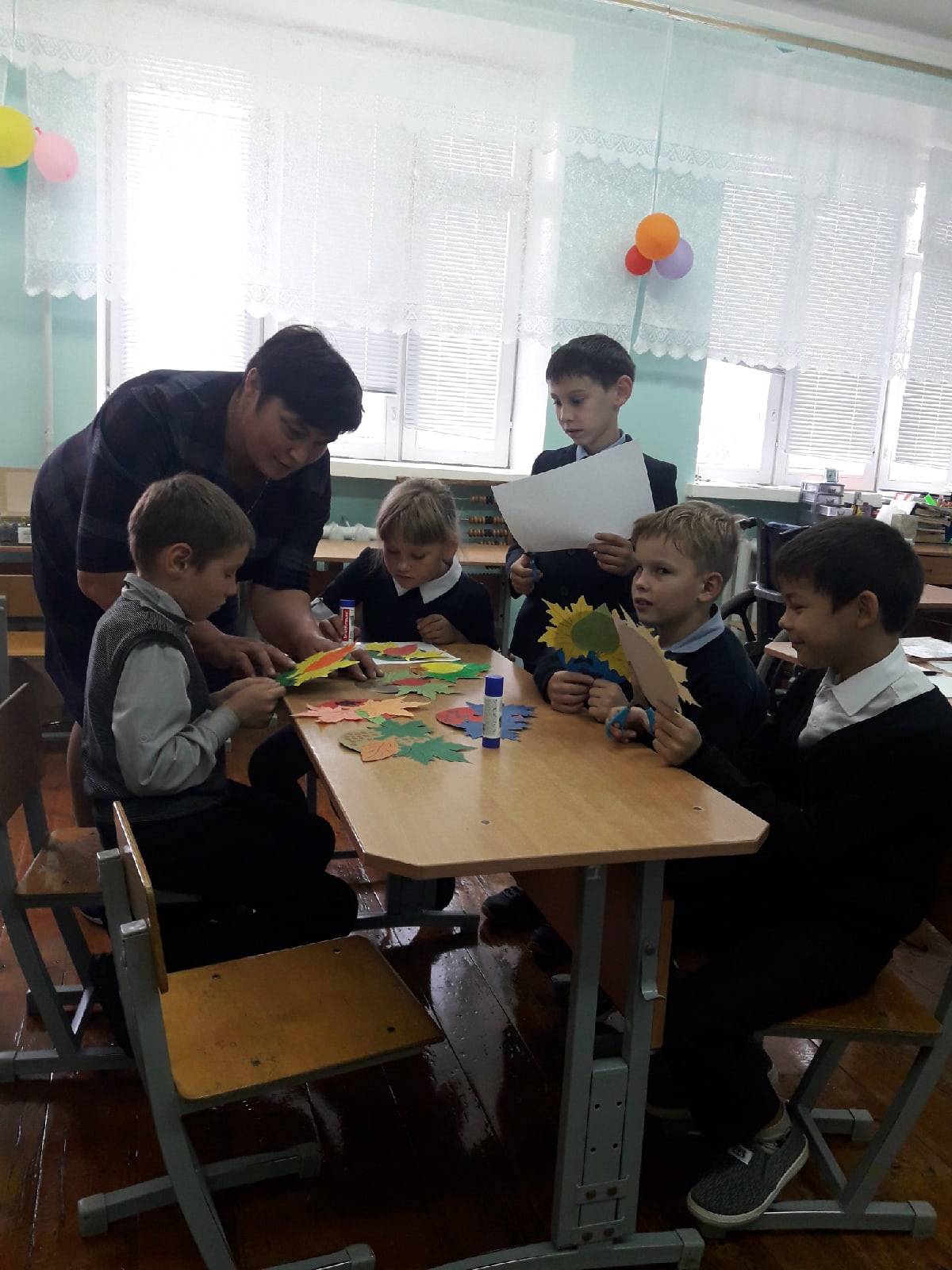 Постер к социальной практике: Хвала и почёт пожилым людям