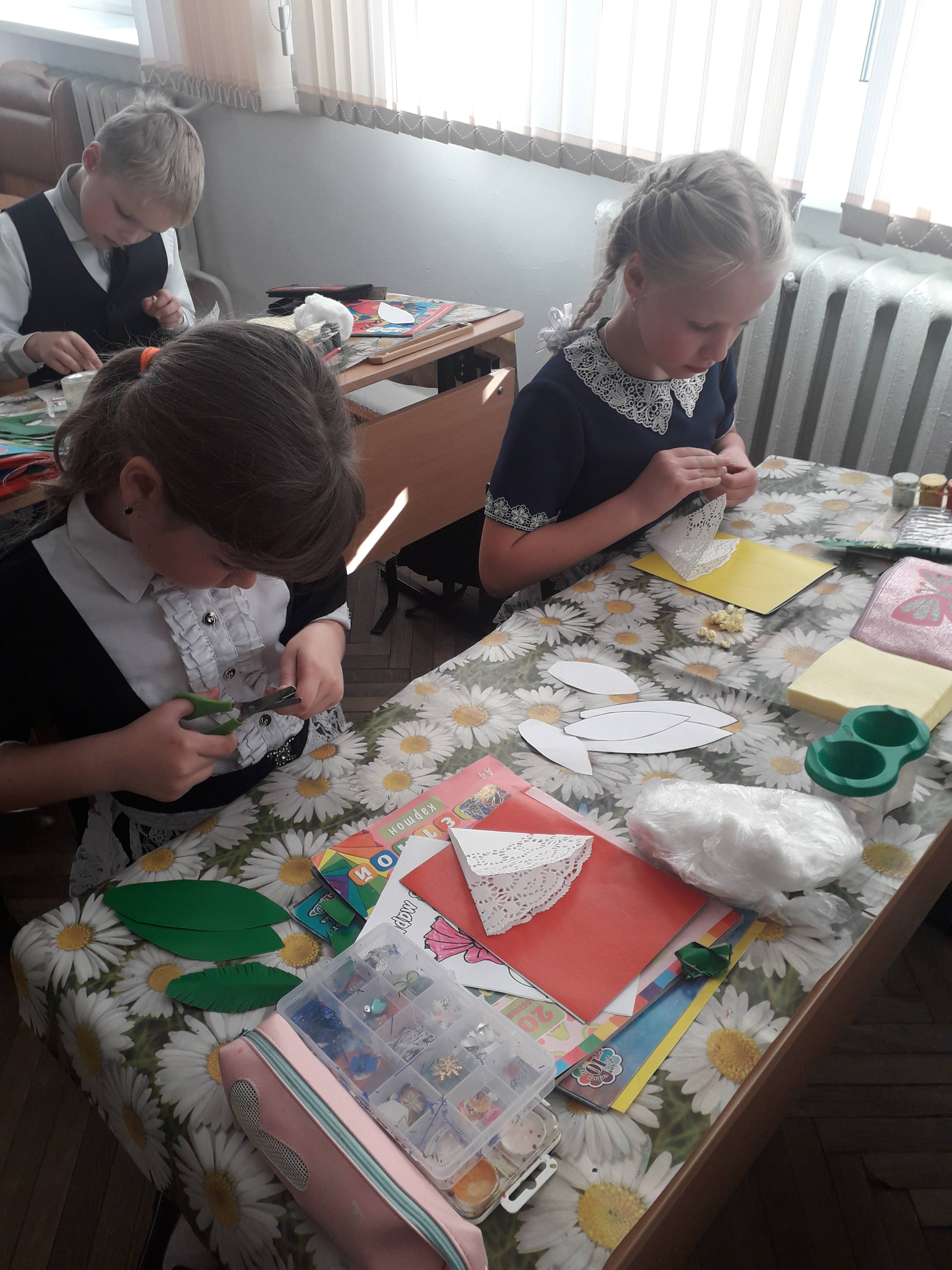 Постер к социальной практике: Акция "Согреем сердца ветеранов"