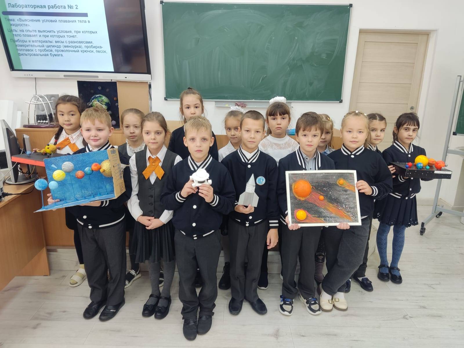 Постер к социальной практике: социально-педагогическая практика направленная на дальнейшую профориентацию "Наше будущее"