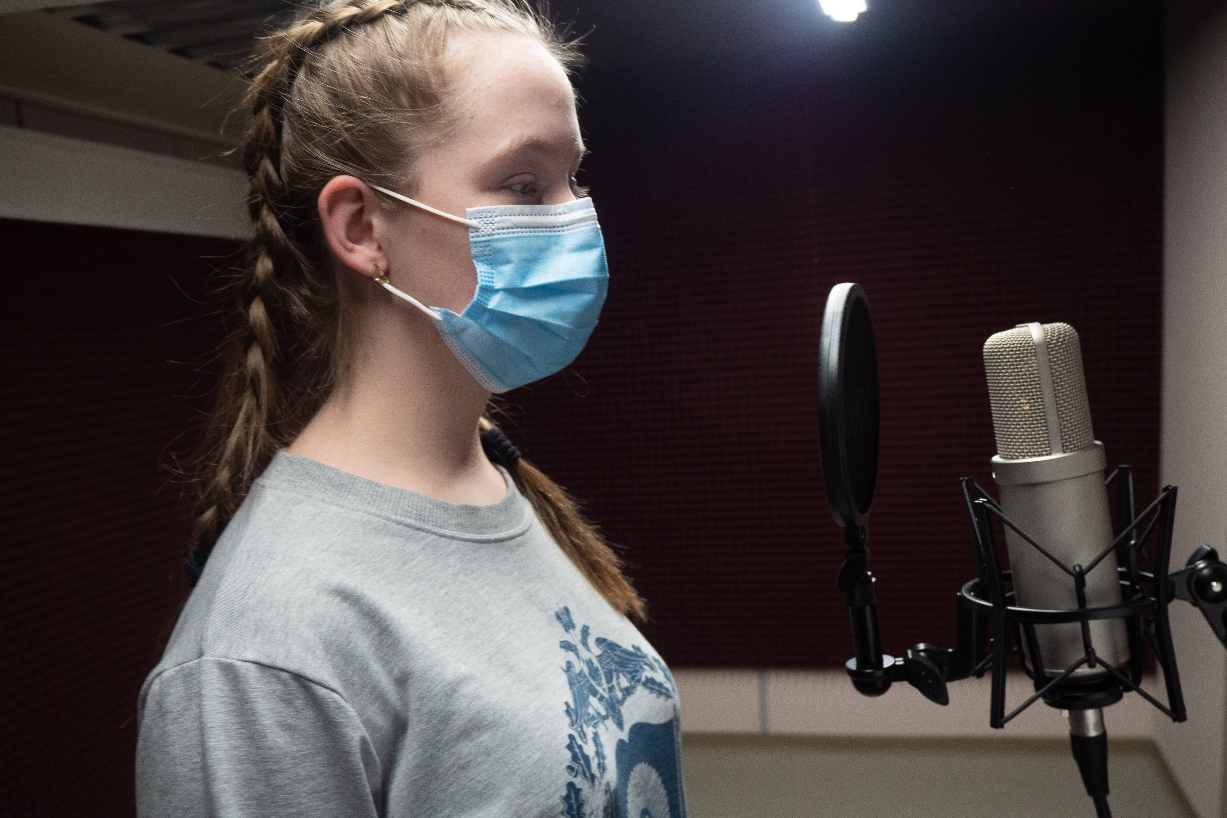 Постер к социальной практике: Акция "Белая трость"/ Аудио письмо для ребят с нарушением слуха школы-интернат №1 имени К.К. Грота