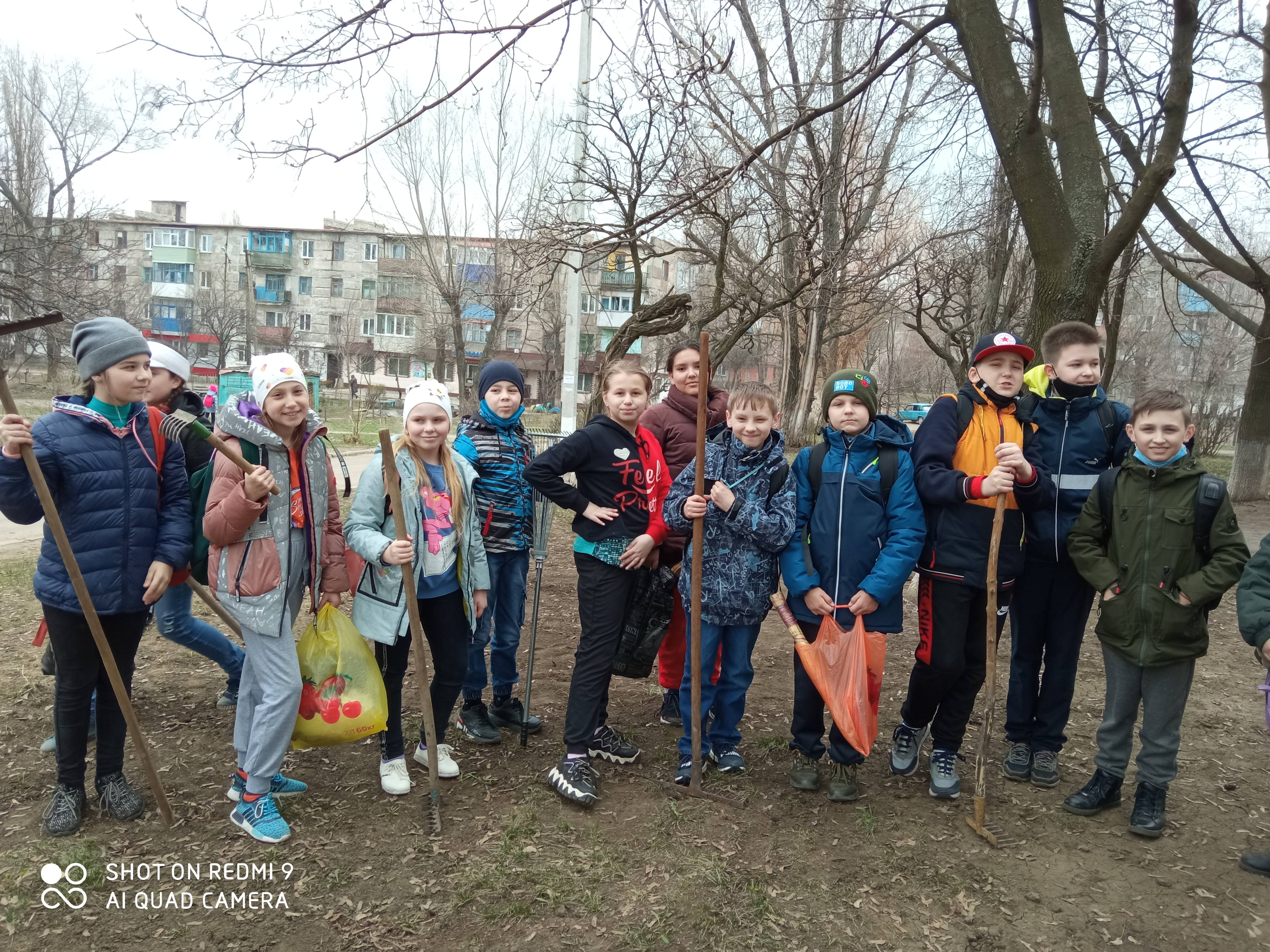 Постер к социальной практике: Чистоты не бывает много...