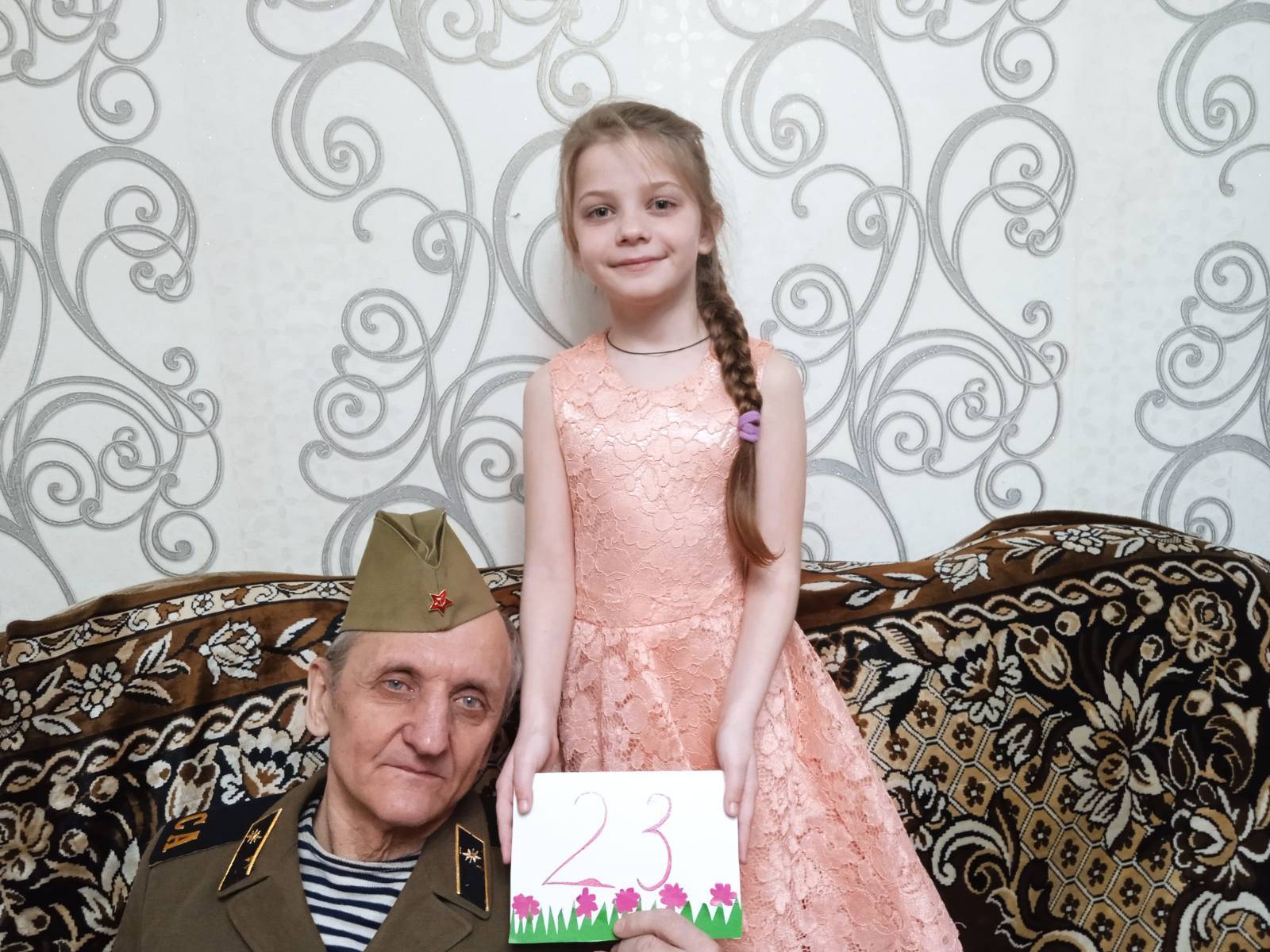 Постер к социальной практике: «Хоть ростом маловат, да мужеством богат».