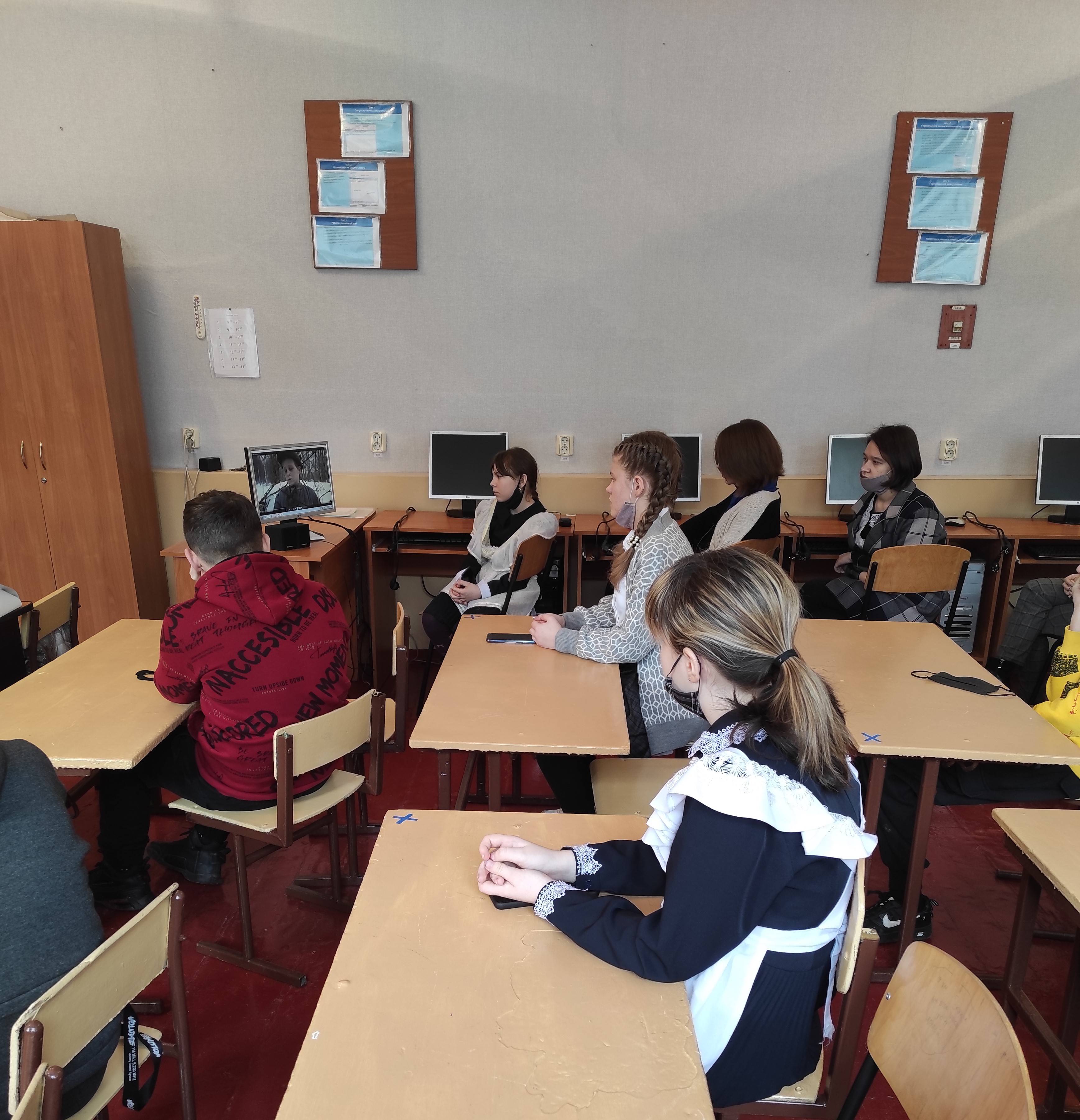 Постер к социальной практике: Лошадка для героя