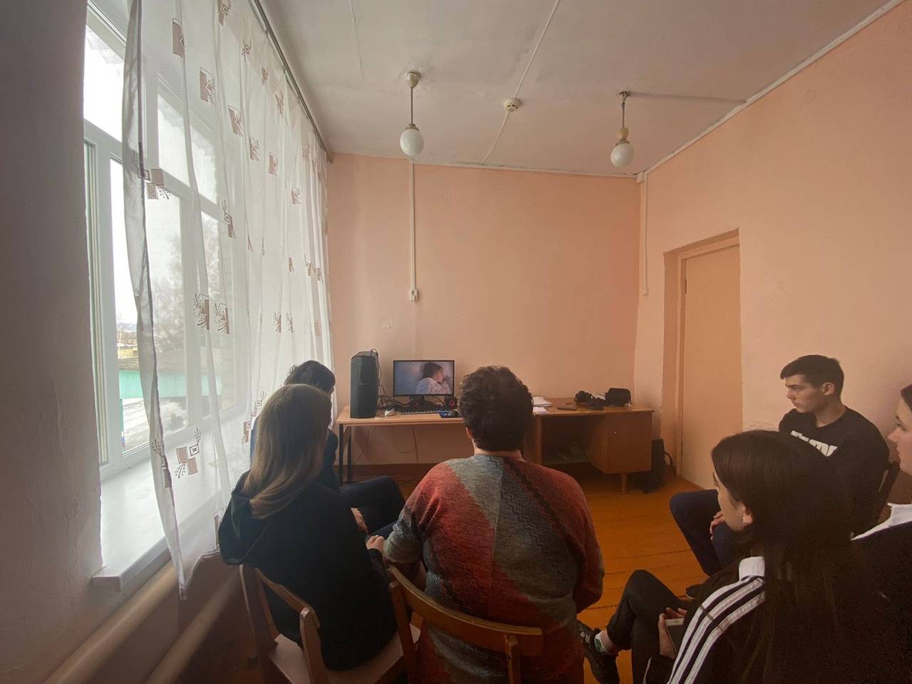 Постер к социальной практике: «Все помогают всем» Урок "Письма"