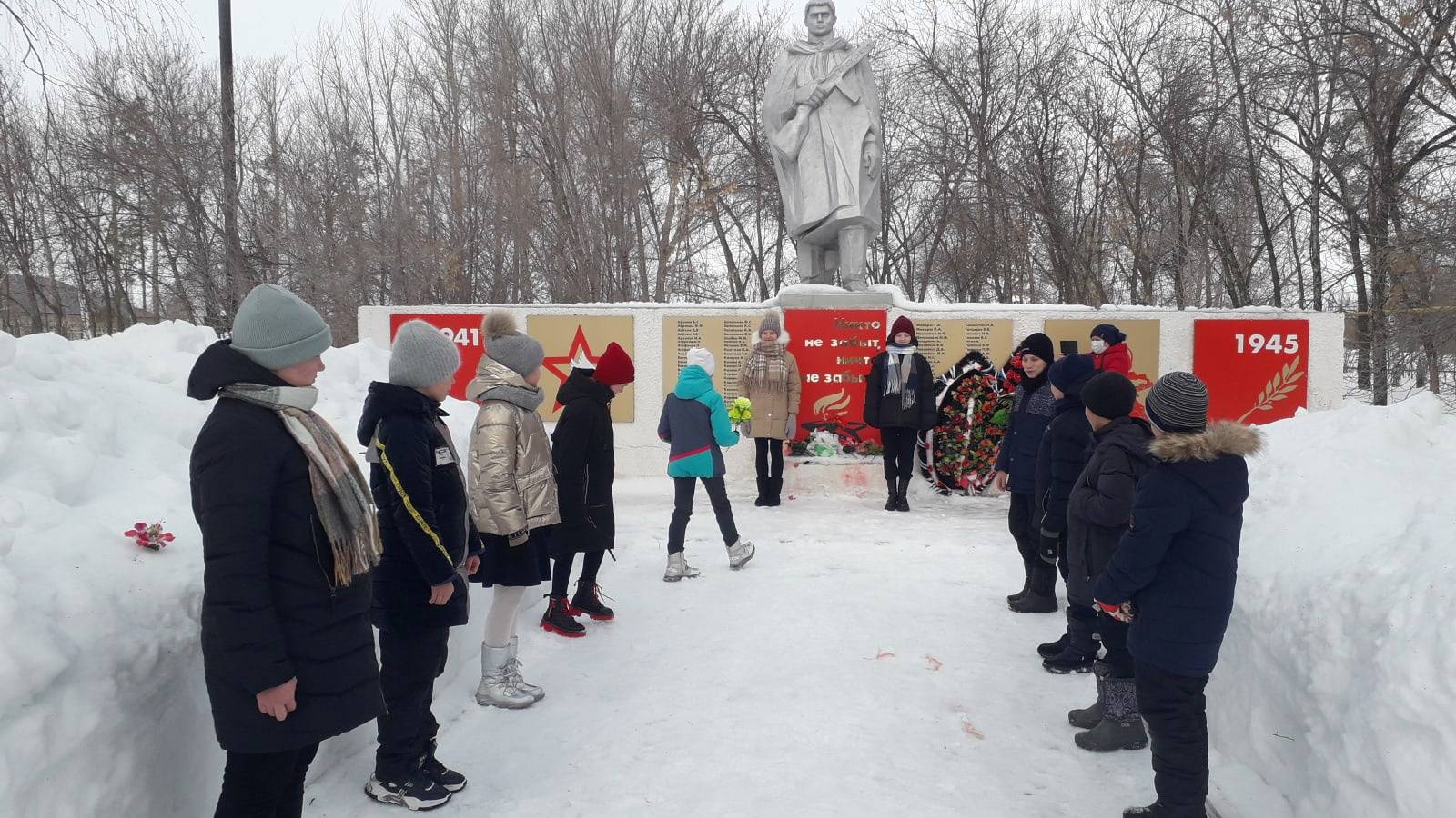 Постер к социальной практике: "Памяти павших..."