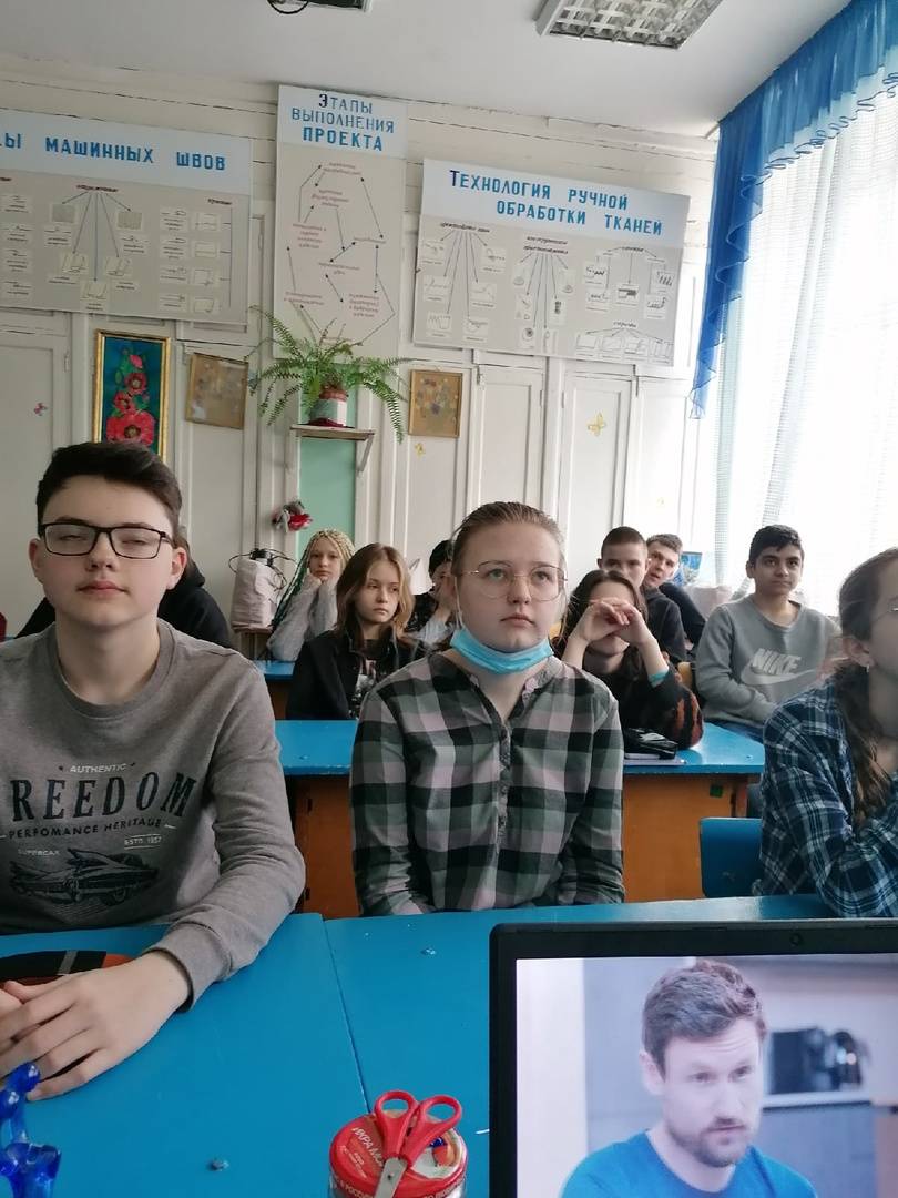 Постер к социальной практике: "Сила в пешках"