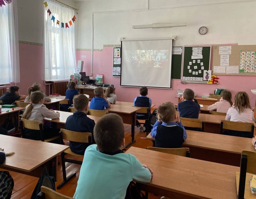 Постер к социальной практике: Правила этикета