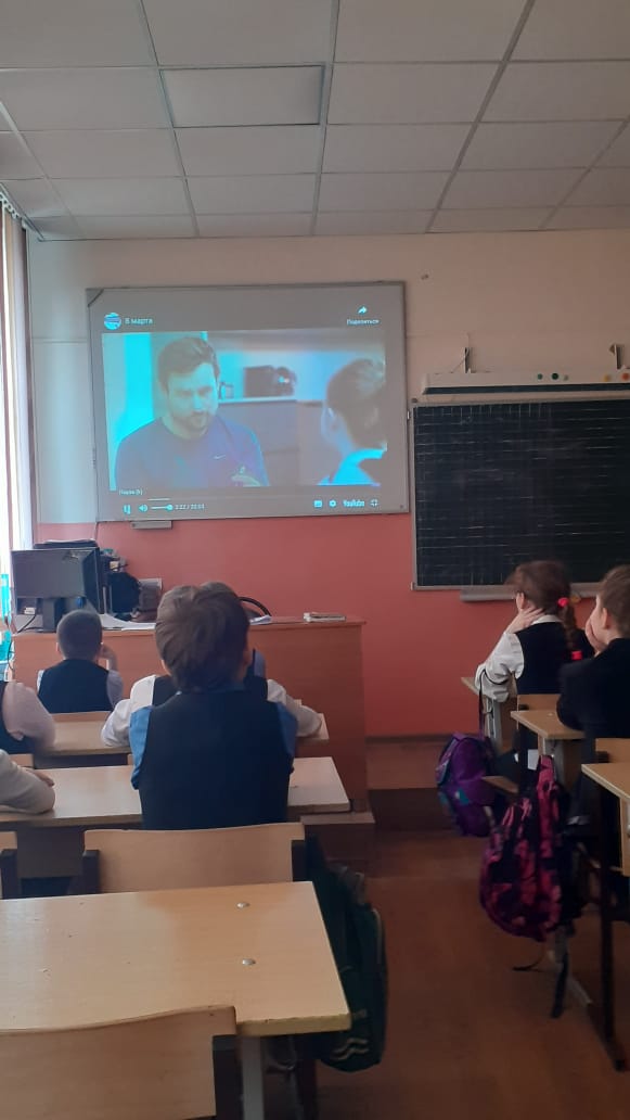 Постер к социальной практике: Все помогают всем