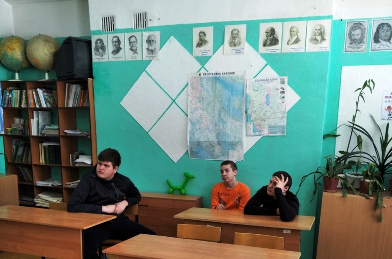 Постер к социальной практике: Сбор корма для приюта бездомных животных