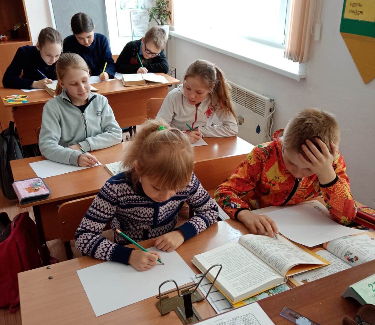 Постер к социальной практике: Дарим радость малышам