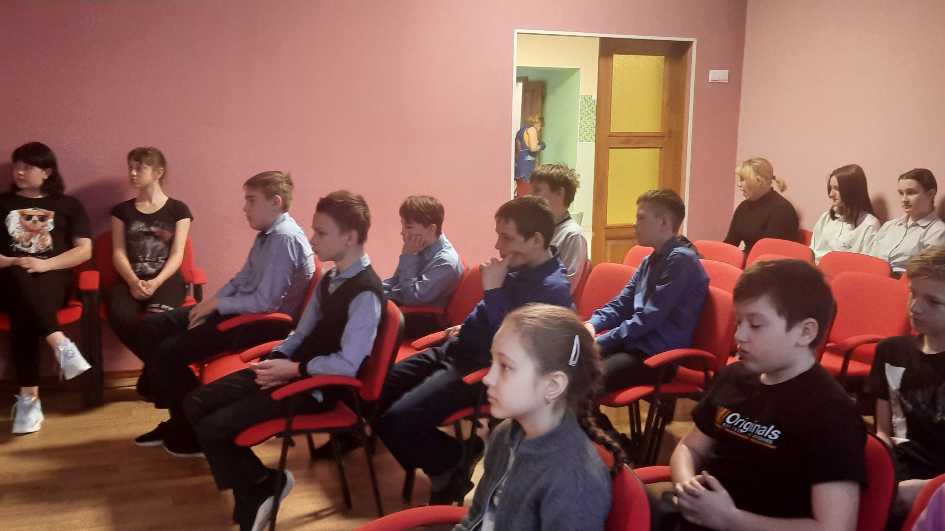Постер к социальной практике: Учимся беречь честь смолоду