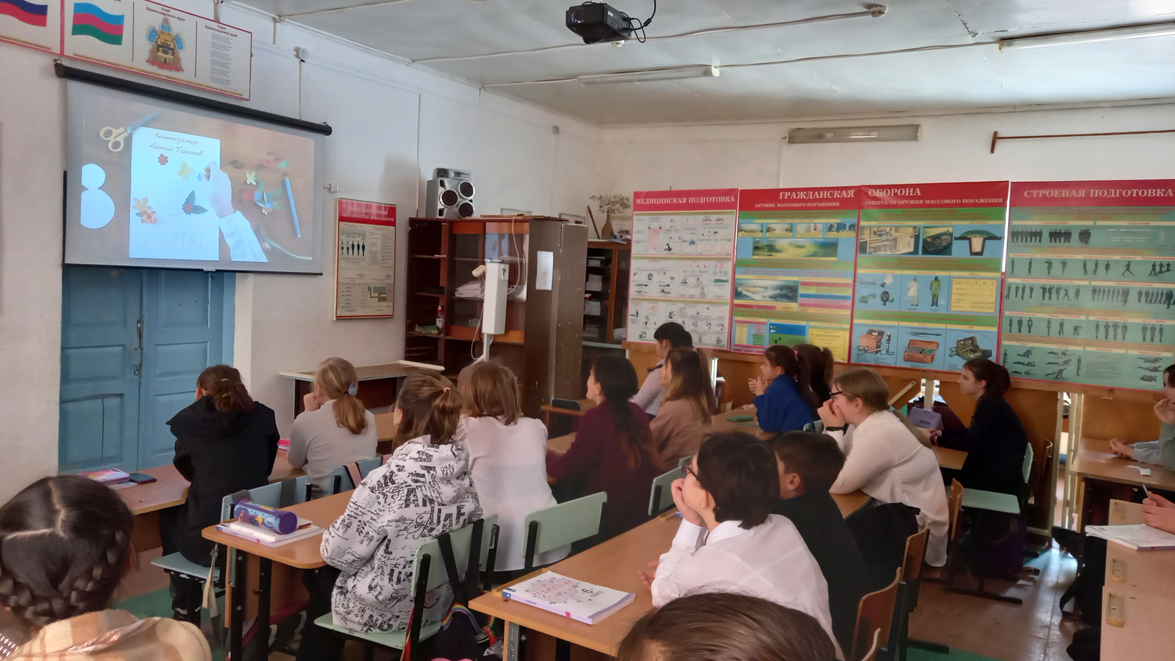 Постер к социальной практике: Помощь нуждающимся