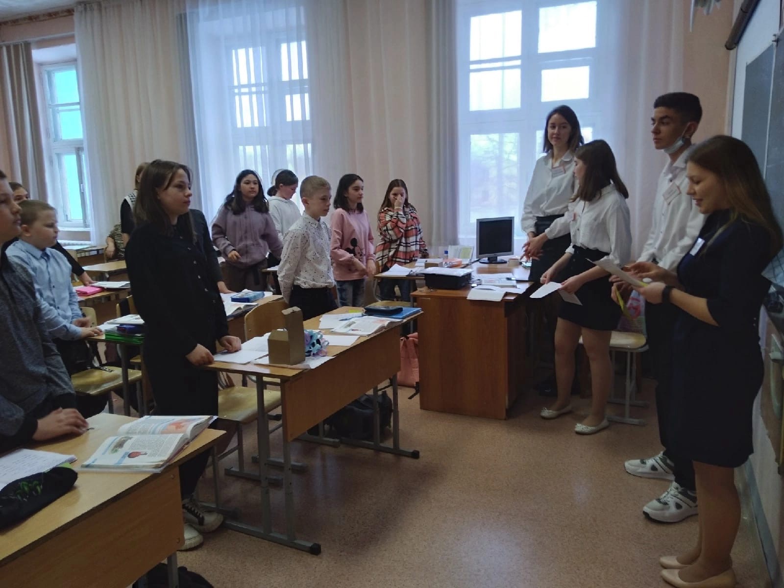 Постер к социальной практике: Поздравляем с 8 Марта!