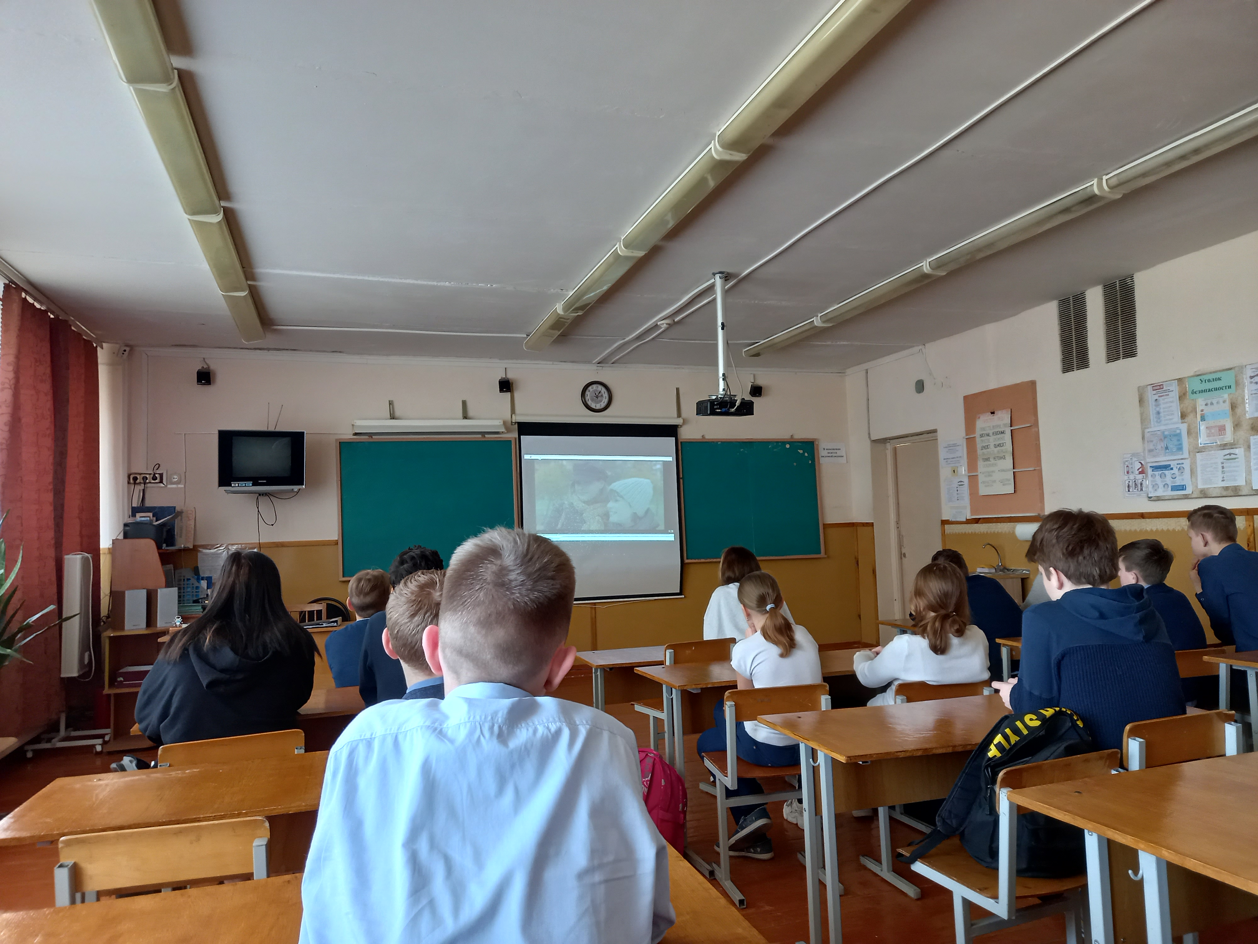 Постер к социальной практике: "Добрые слова  –  добрые дела"