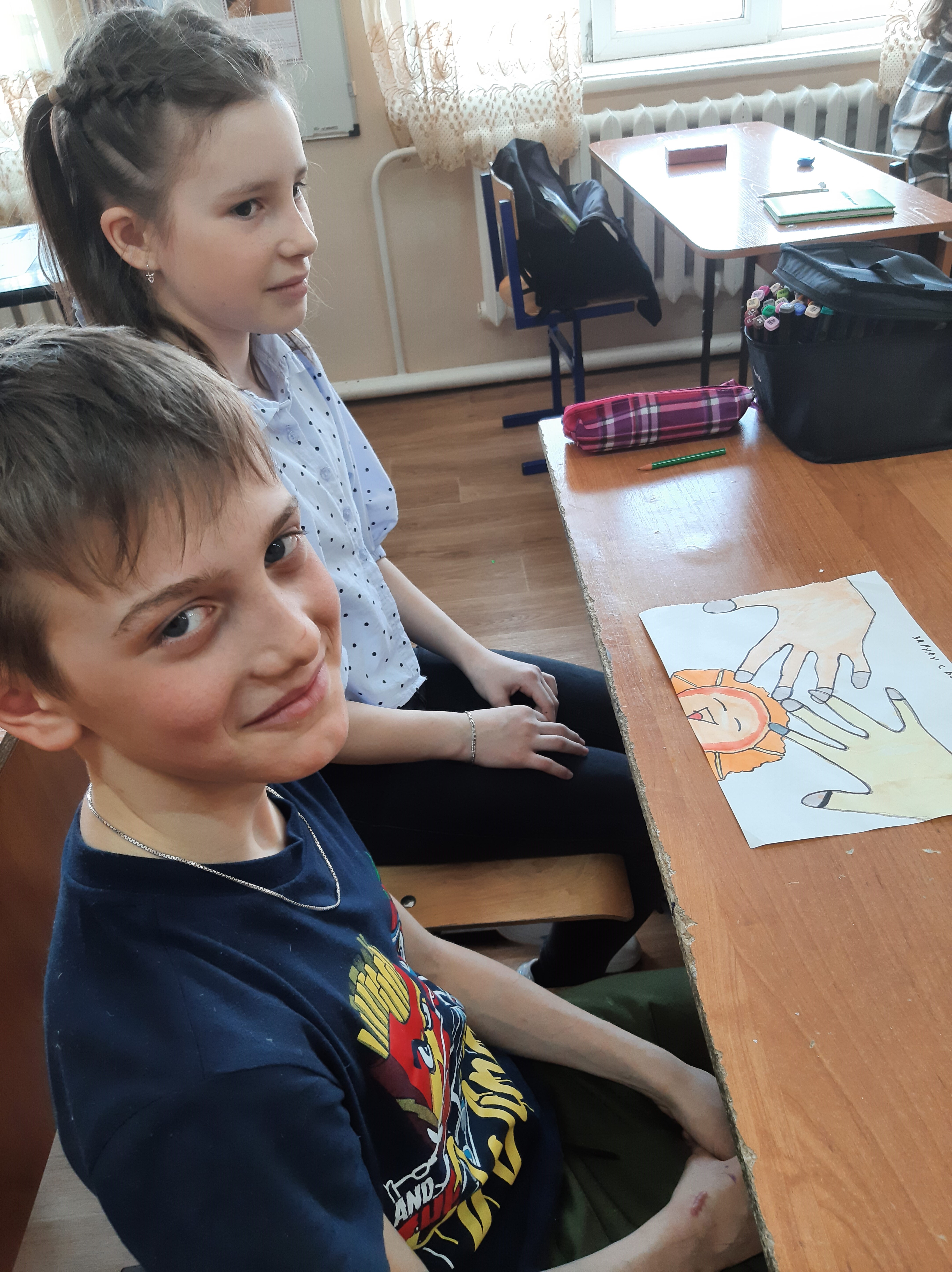 Постер к социальной практике: Быть добрым, бескорыстно помогать людям, животным, всему живому.
